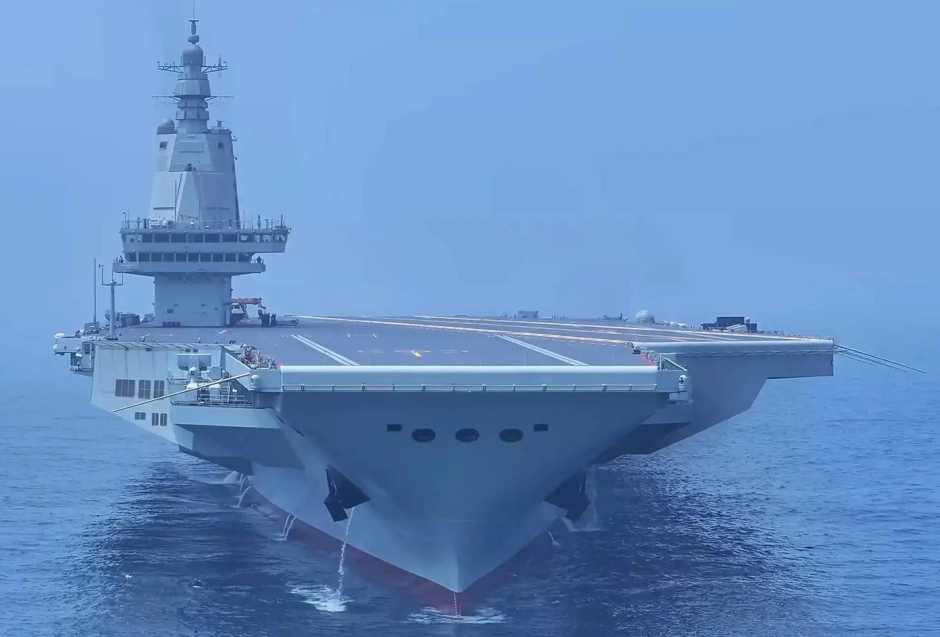 日本拒绝收回涉台言论，首相官邸遭到民众围攻！高市早苗被催下台，中方反制箭在弦上