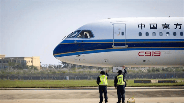 特朗普万万没想不到，没有适航证，C919也能飞出国门